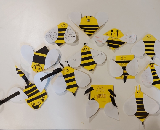 Zakładki origami pszczółki